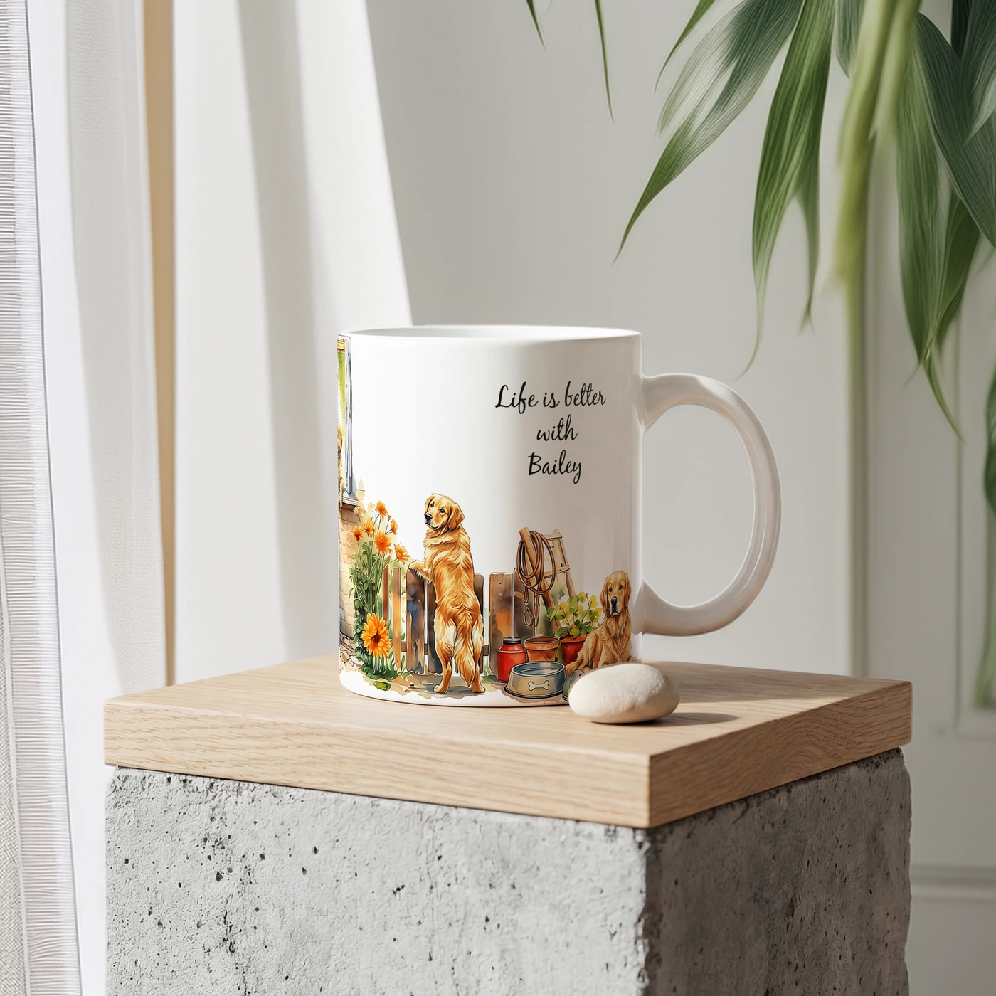 Personalised Golden Retriever mug bearing the name Bailey